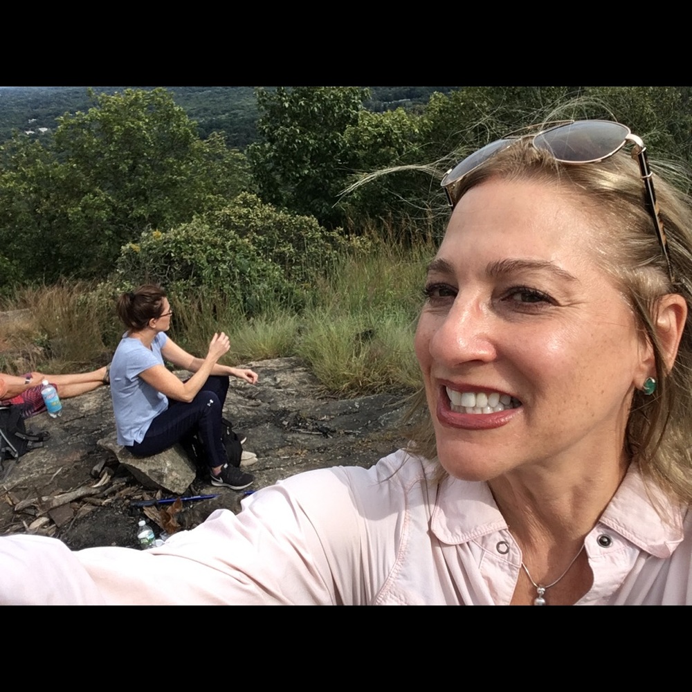 Meet your Posher, Eve